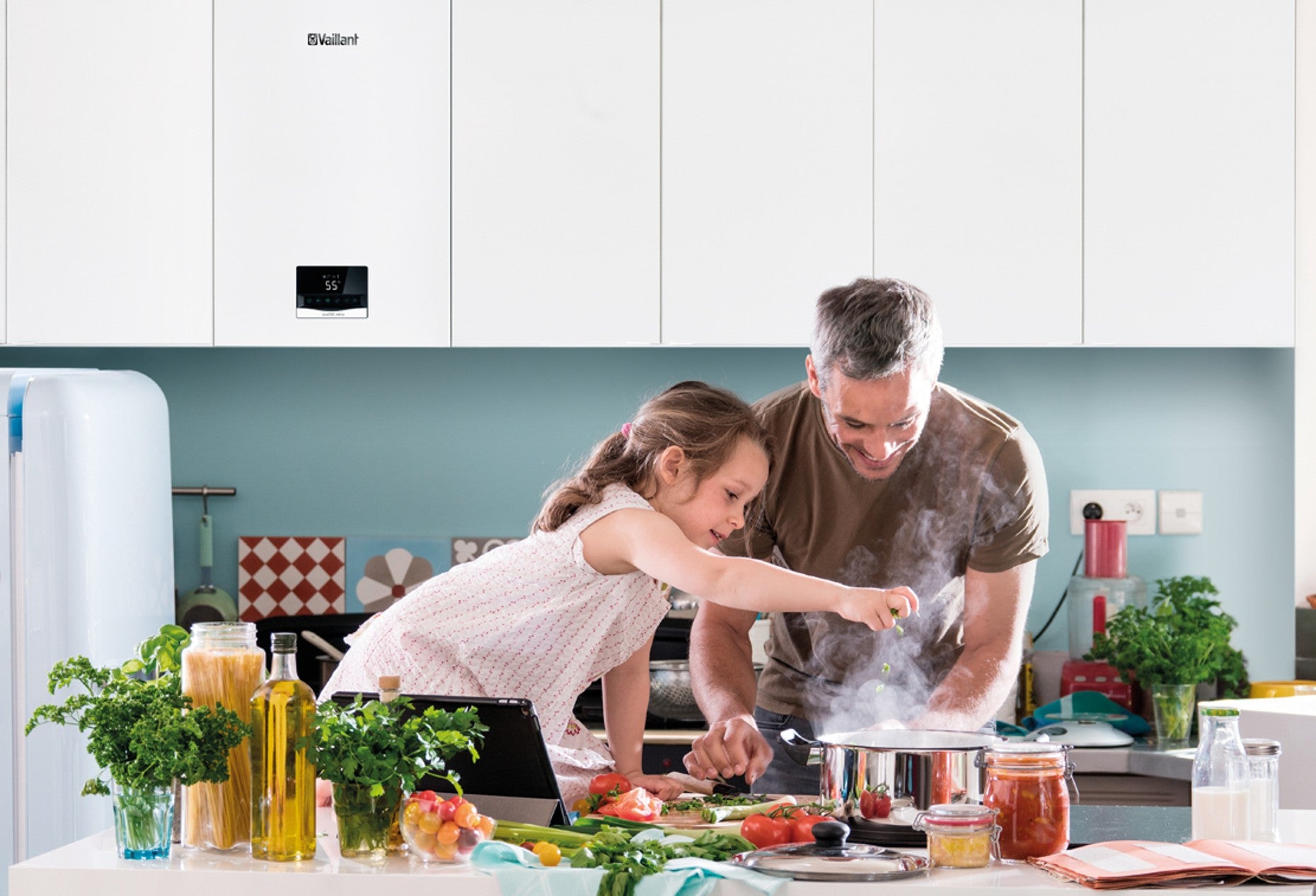 VAILLANT ecoTEC Intro VMW 24/28 kW AS/1-1 Caldaia Murale Condensazione Classe A Gas Wi-Fi Ready